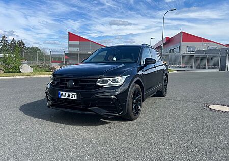 VW Tiguan Volkswagen 2.0 TSI DSG 4MOTION R-Line