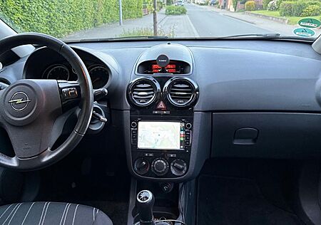 Opel Corsa 1.4 Color Edition Color Edition