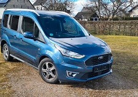 Ford Tourneo Connect 1.5 Automatik Titanium