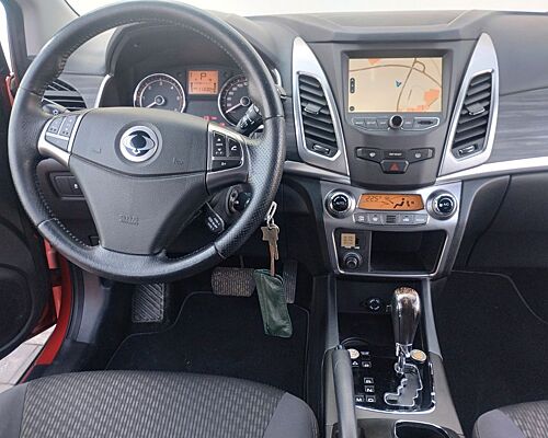 Ssangyong Korando 2.2 Diesel e-XDi 220 Quartz 2WD Quartz
