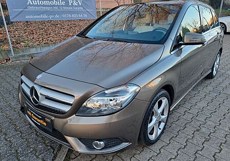 Mercedes-Benz B 200 *Navi*Pano*Sitzh*PDC*BT*