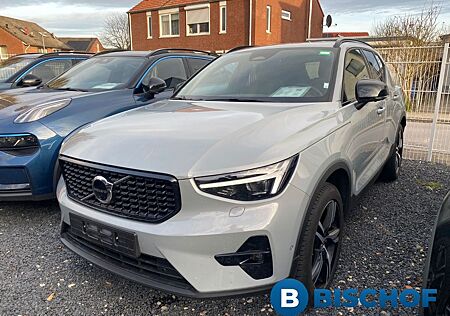 Volvo XC 40 XC40 B3 Ultra Dark MHEV 360 HarmanKardon Memory