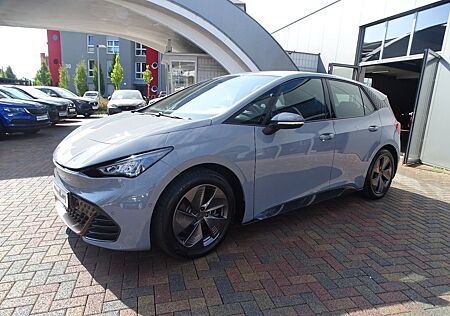 Cupra Born "ACC/RFK/Navi/IPA/LED"
