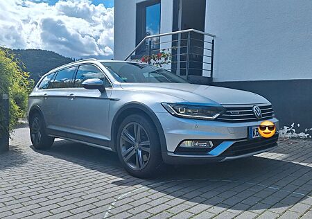 VW Passat Alltrack Volkswagen 2.0 TDI 4M 239PS Highline