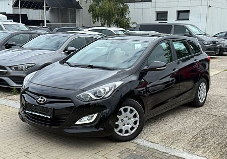 Hyundai i30 /Klima/PDC/Kamera/Servo