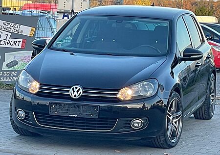 VW Golf Volkswagen 1.6 TDI DSG Style/Navi/SHG/Standheizung/PDC