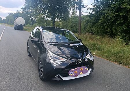 Toyota Aygo (X) Aygo (X) 1.0-l-VVT-i -