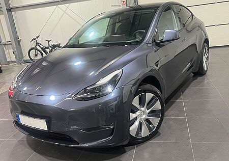 Tesla Model Y Long Range Dual AWD **Navi*LED*Leder**