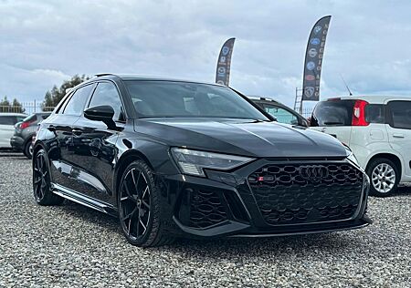 Audi RS3 Sportback QUATTRO|MATRIX|PANO|MMI+|B&O|SHZ