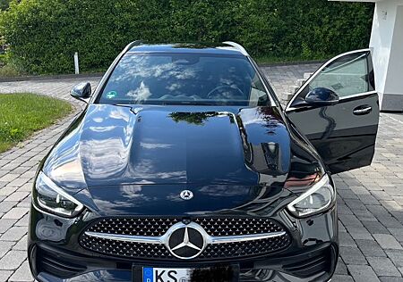 Mercedes-Benz C 300 d T. AMG Interieur + Exterieur