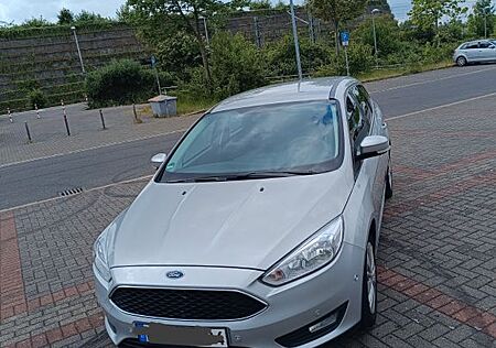 Ford Focus 1,5 TDCi 88kW Cool & Connect Turnier C...