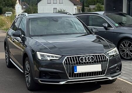 Audi A4 Allroad 2.0 TDI S tronic quattro -