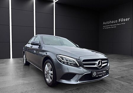 Mercedes-Benz C 300 C 300d*4MATIC*Avantgarde*Carplay* Spurpaket*RFK*