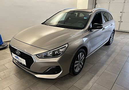 Hyundai i30 cw Passion *Klima/Tempomat*