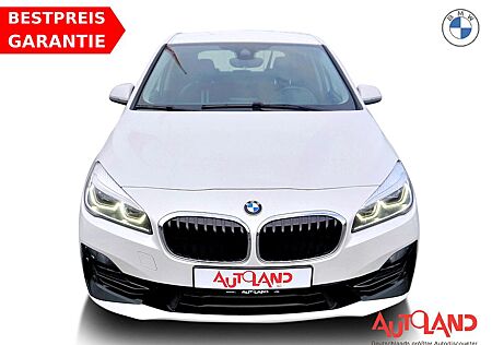 BMW 2er 220iA Active Tourer Sport Line LED Navi Kamera