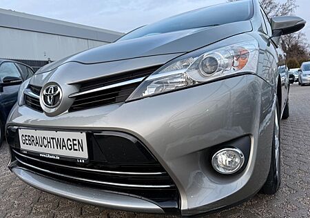 Toyota Verso 2.0l D-4D Life Klima Navi Kamera 7-Sitzer