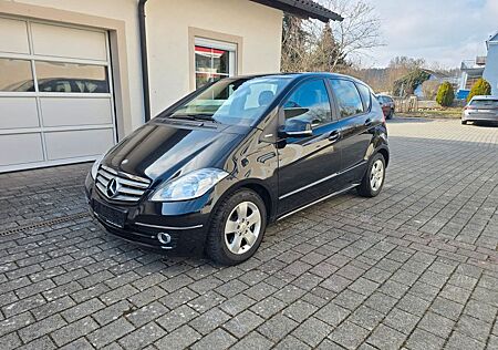 Mercedes-Benz A 180 AVANTGARDE Automatic Navigation