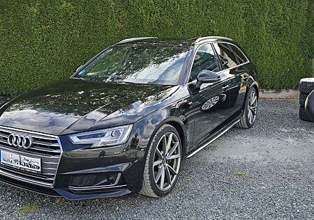 Audi A4 Avant S line 3.0 TDI quattro 272 PS LED NAVI