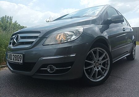 Mercedes-Benz B 160 Automatik / Avantgarde / Tüv / Klima