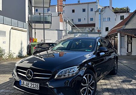 Mercedes-Benz C 220 d T Autom. -