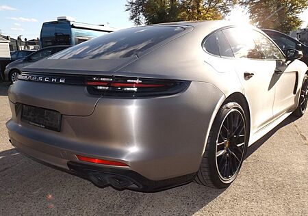 Porsche Panamera Turbo