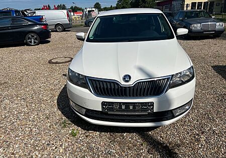 Skoda Rapid 1.2 MPI Ambition, sehr guter Zustand