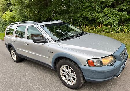 Volvo XC 70 XC70 2.5T AWD Kinetic 7 Sitz