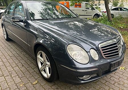 Mercedes-Benz E 280 CDI AVANTGARDE BI Xenon/Navi/Leder/2 Hand