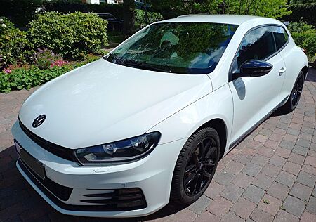 VW Scirocco Volkswagen 1.4 TSI BlueMotion Technology -