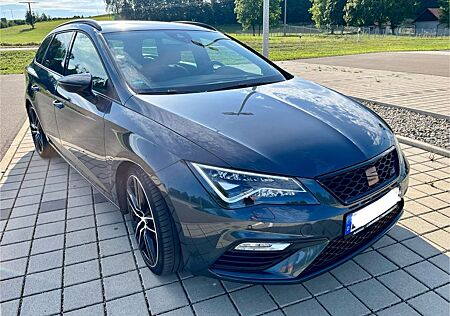 Seat Leon 2.0 TSI CUPRA DSG Sportstourer ST CUPRA