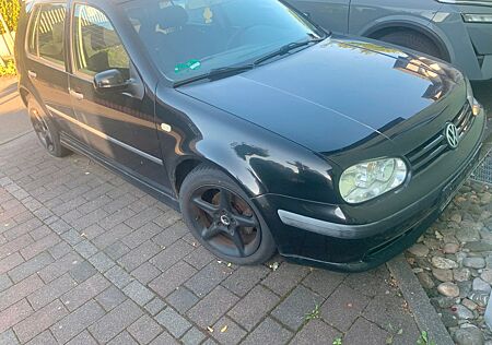 VW Golf Volkswagen 1.4 Basis