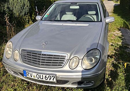 Mercedes-Benz 320