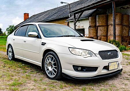 Subaru Legacy B4 S402