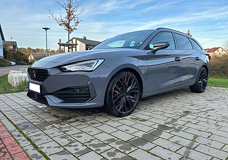Cupra Leon 1.4 e-HYBRID 180kW GARANTIE bis 2027