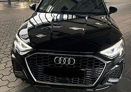 Audi A3 35 TFSI S tronic S line Sportback S line