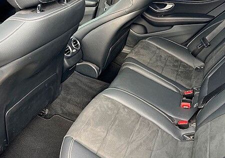 Mercedes-Benz E 350 E 350d AMG Line Autom. AMG Line