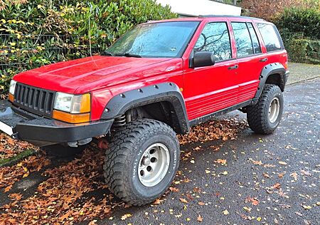 Jeep Grand Cherokee Limited 5.2 (höhergelegt)