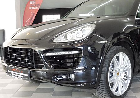 Porsche Cayenne 3.0 Diesel GTS-PAKET/PANO/AHK/21"/LUFT