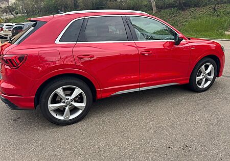 Audi Q3 40 TFSI quattro S line