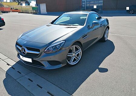 Mercedes-Benz SLC 200