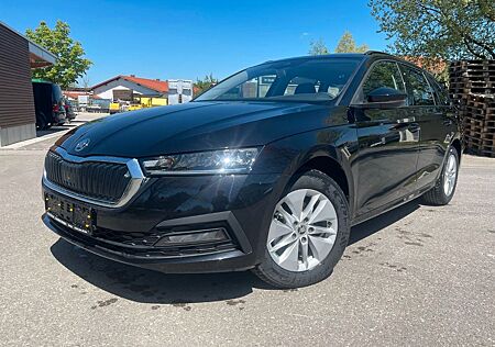 Skoda Octavia Combi 1.5 TSI e-TEC Selection / DSG /LED