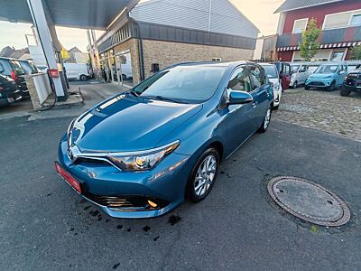 Toyota Auris5 Türig Anhängekupplung wenig Kilometer