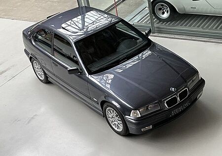 BMW 323TI Exclusive