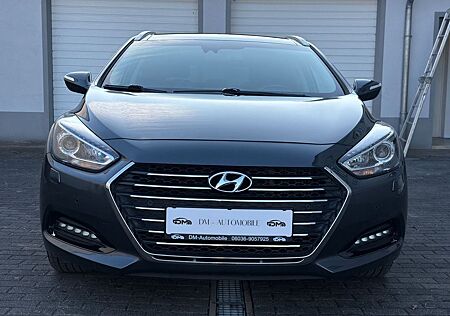 Hyundai i40 1.7 CRDi Premium Blue / Allwetterreifen / Sc