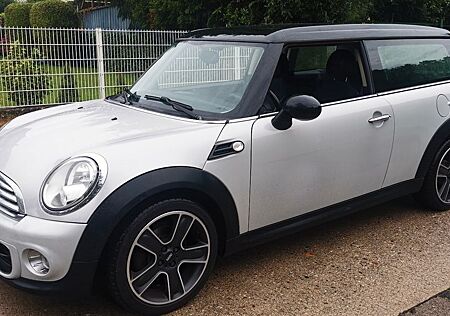Mini One Clubman AUTOMATIK 1.Hand TÜV NEU Shz Klima1A