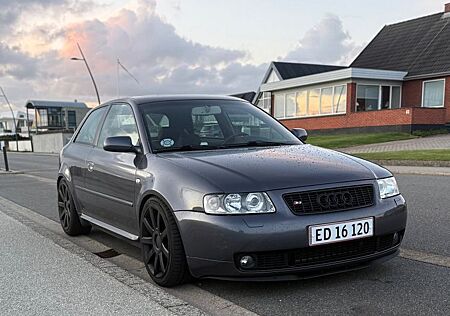 Audi S3 1.8T quattro - 2001