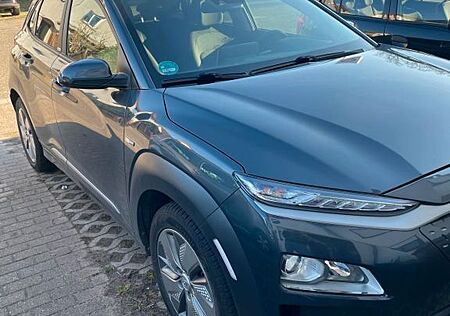 Hyundai Kona Elektro ELEKTRO 100kW -