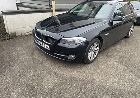 BMW 520d Touring - Head-Up Autm Navi