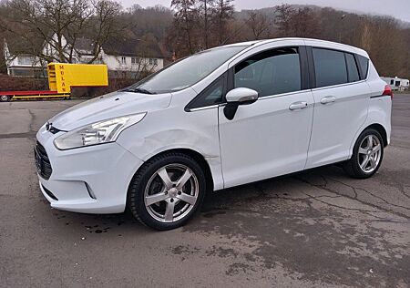 Ford B-Max 1.5 TDCi Titanium*Klimatr*EURO6*TÜV 12/26!