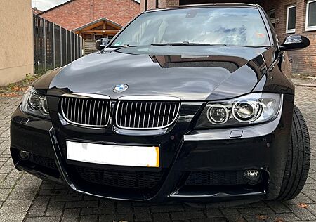 BMW 330d - Leder - AHK - Navi - M Sportpaket